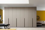 TRIM HINGED DOOR CLOSET